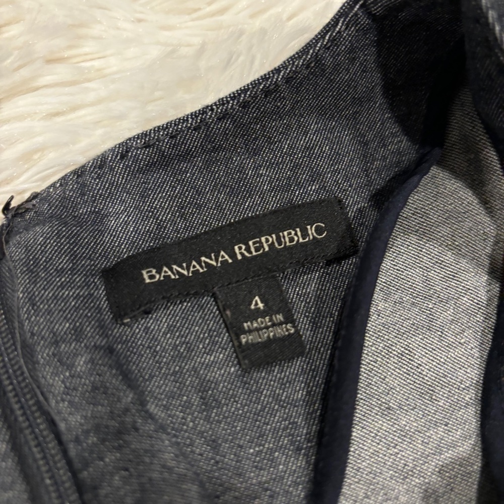 Banana Republic Blue Chambray Sheath Peplum Dress Size 4 - Picture 11 of 16